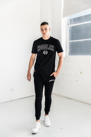 HOODLAN GRADUATE TEE - Black